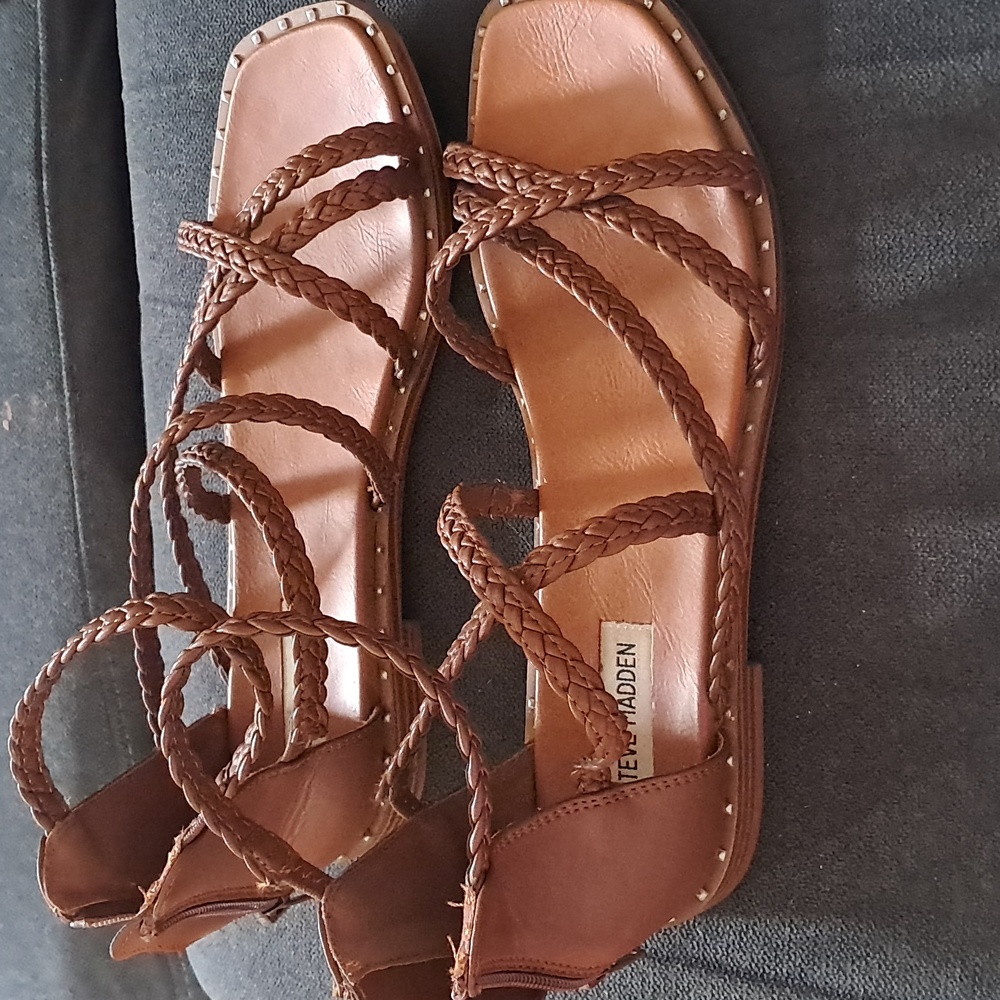 Steve Madden sandles - Picture 2 of 4